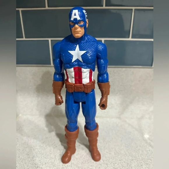 Captain America Toy - Picture 1 of 4